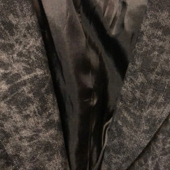 𝅺TWENTY One Large Black and Gray Blue Jean Jacket - Picture 8 of 8